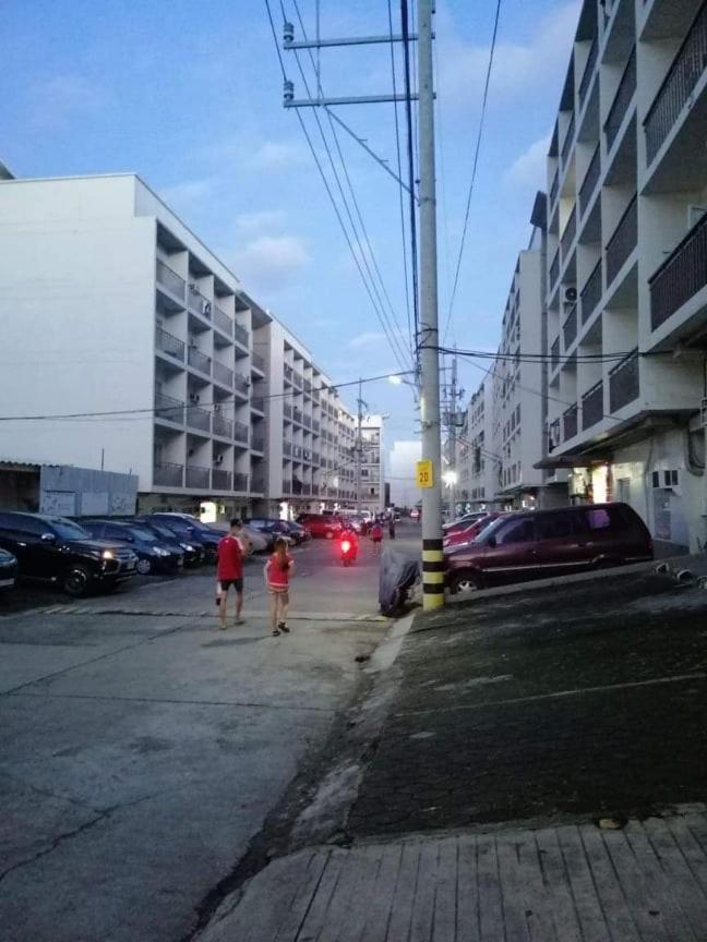 EKONUMI ROOMS @ Benrosi Paranaque City Exterior foto
